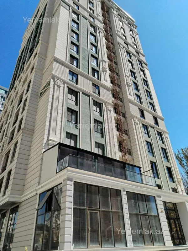 Satılır 3 otaqlı yeni tikili 142 m²