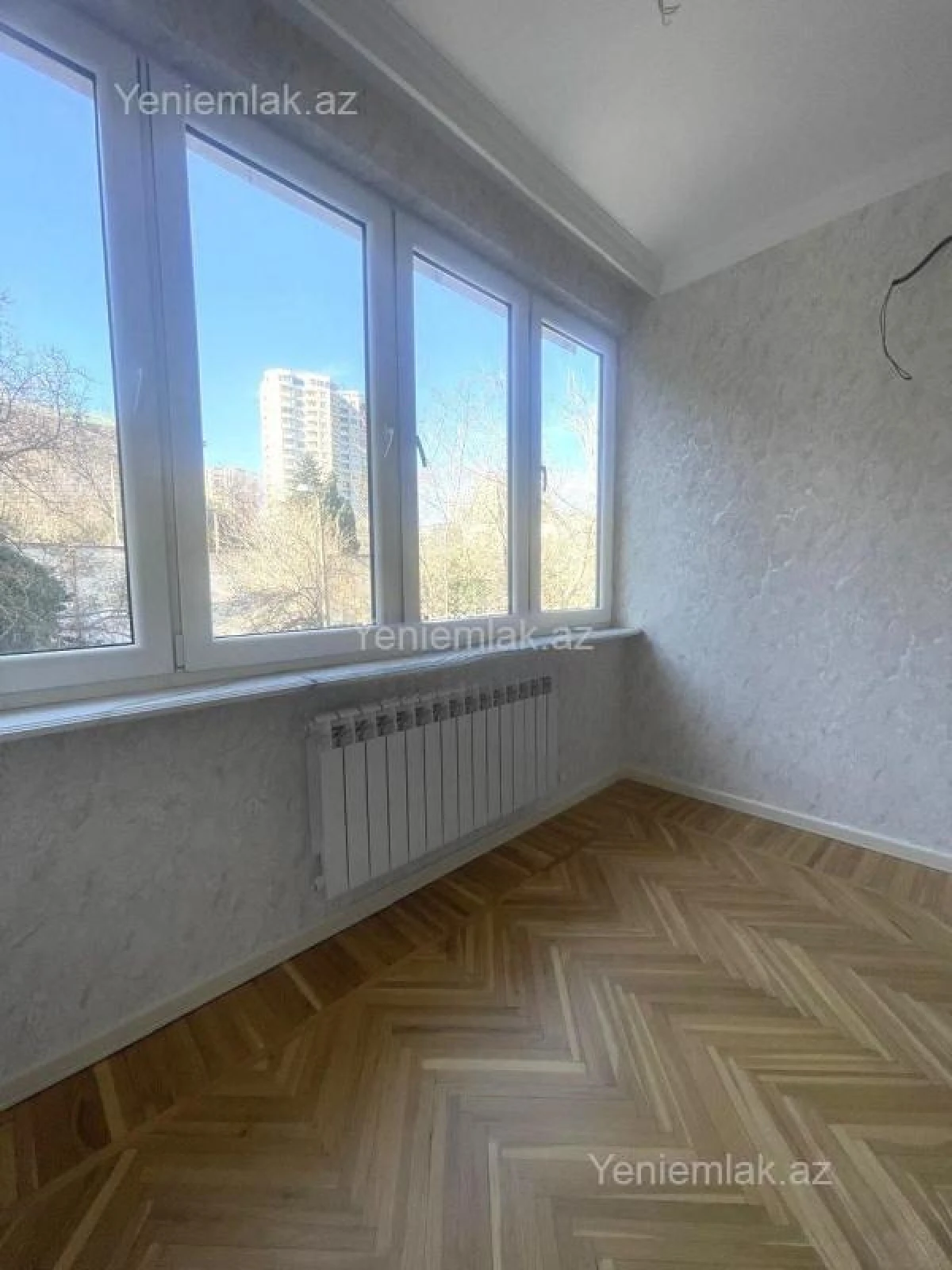 Satılır 3 otaqlı köhnə tikili 90 m²
