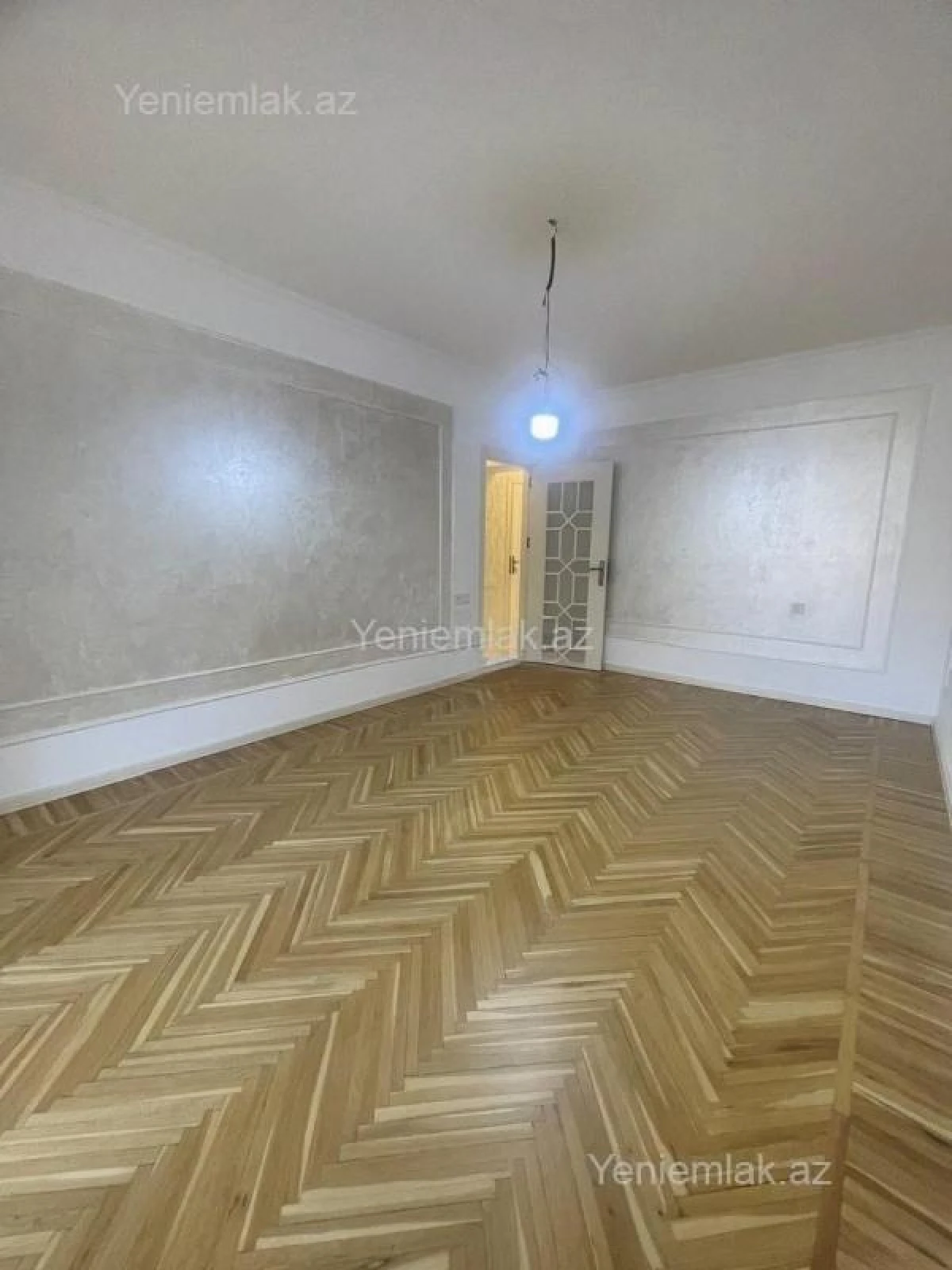 Satılır 3 otaqlı köhnə tikili 90 m²