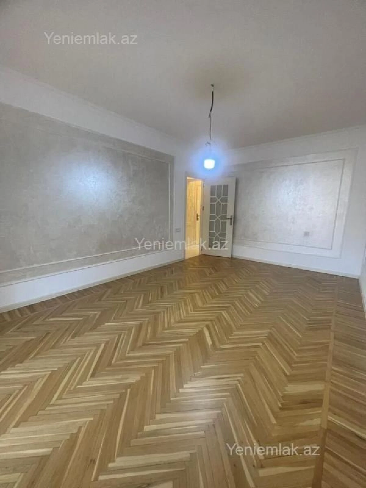 Satılır 3 otaqlı köhnə tikili 90 m²