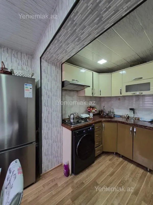 Satılır 2 otaqlı köhnə tikili 48 m²