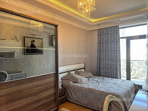 Satılır 4 otaqlı yeni tikili 197 m²
