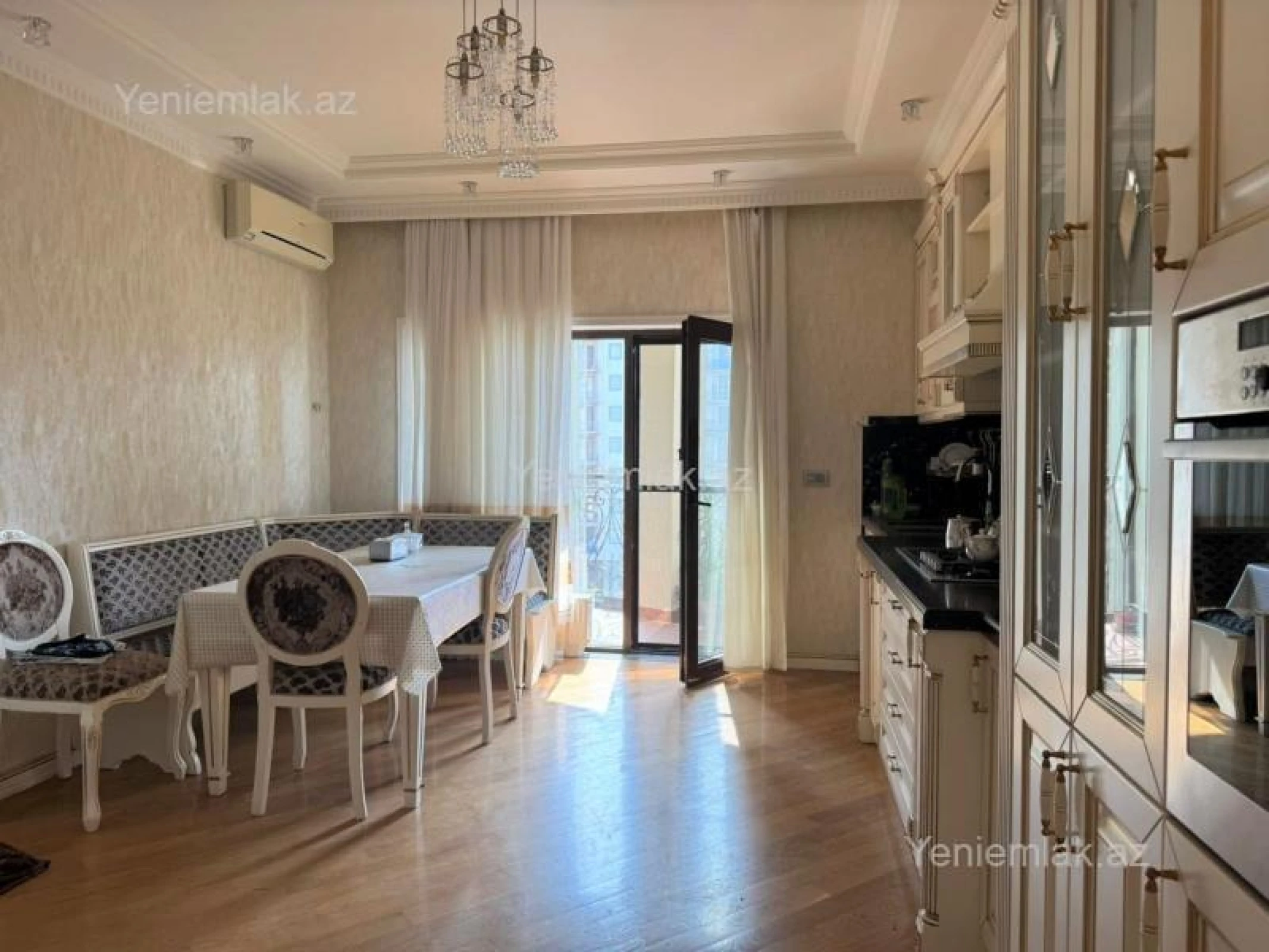 Satılır 4 otaqlı yeni tikili 197 m²