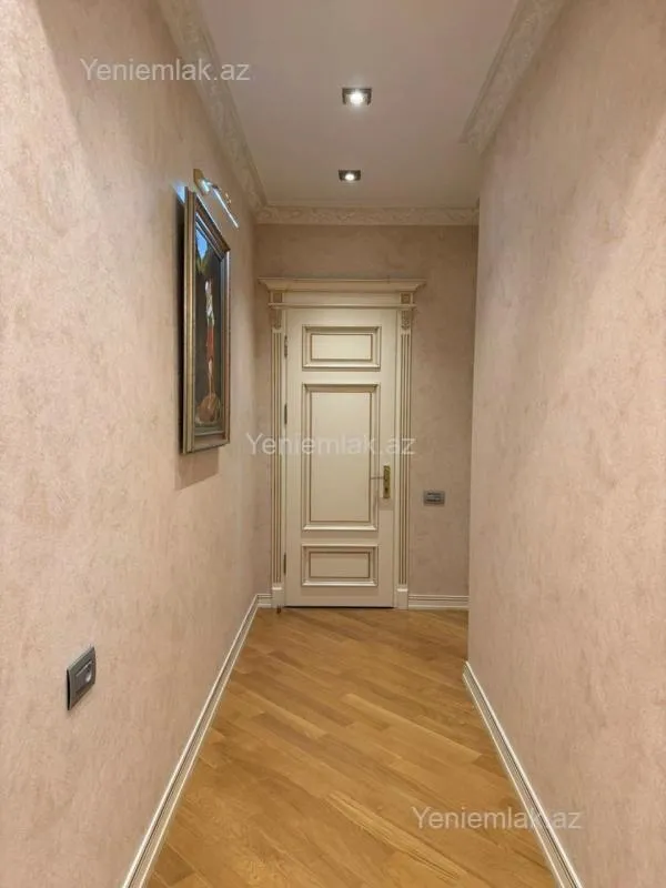 Satılır 4 otaqlı yeni tikili 197 m²