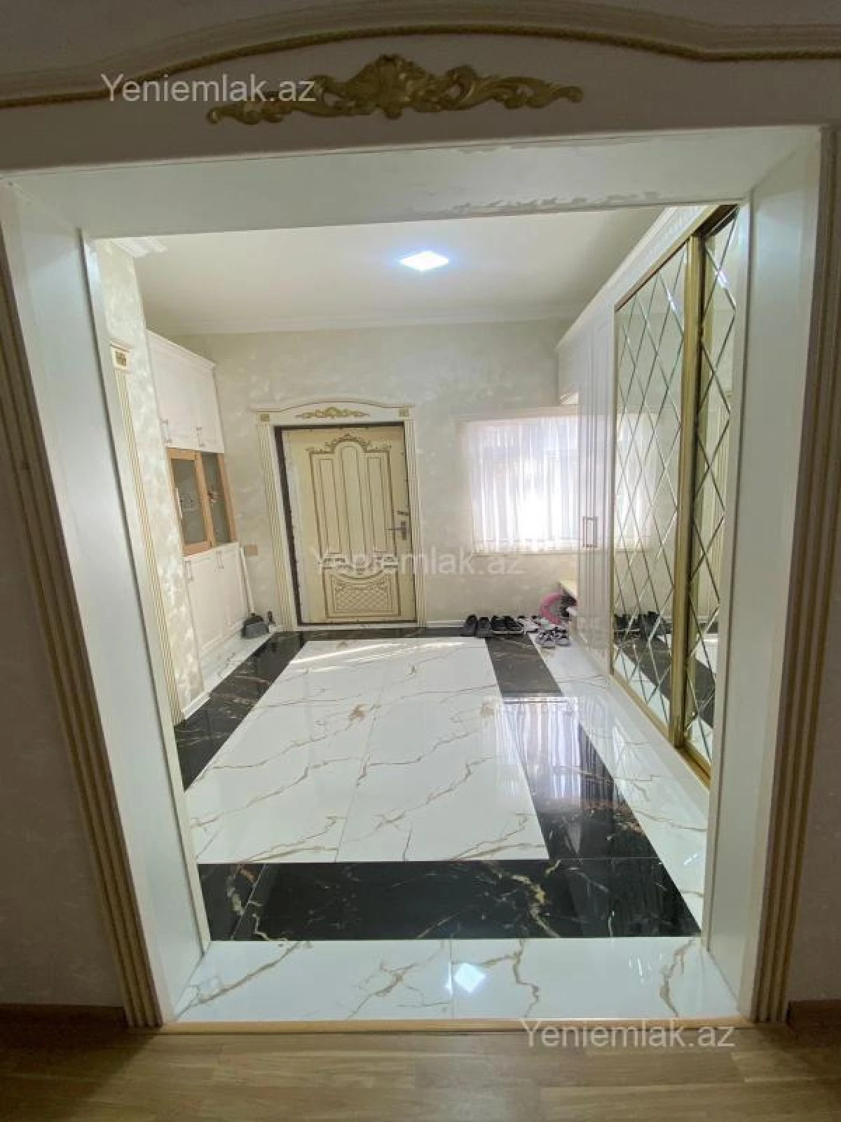 Satılır 4 otaqlı həyət evi 130 m²