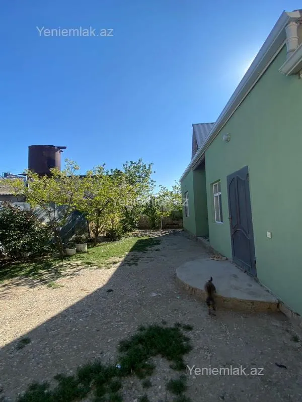 Satılır 4 otaqlı həyət evi 130 m²