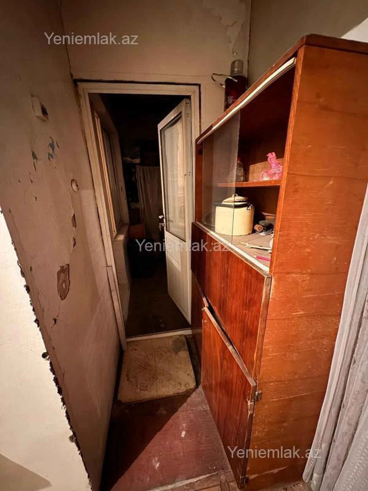 Satılır 4 otaqlı köhnə tikili 120 m²
