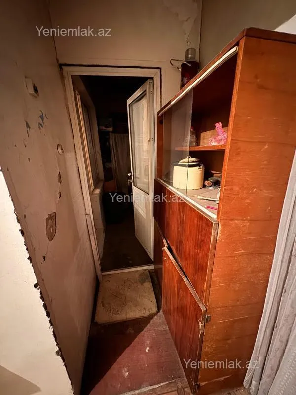 Satılır 4 otaqlı köhnə tikili 120 m²