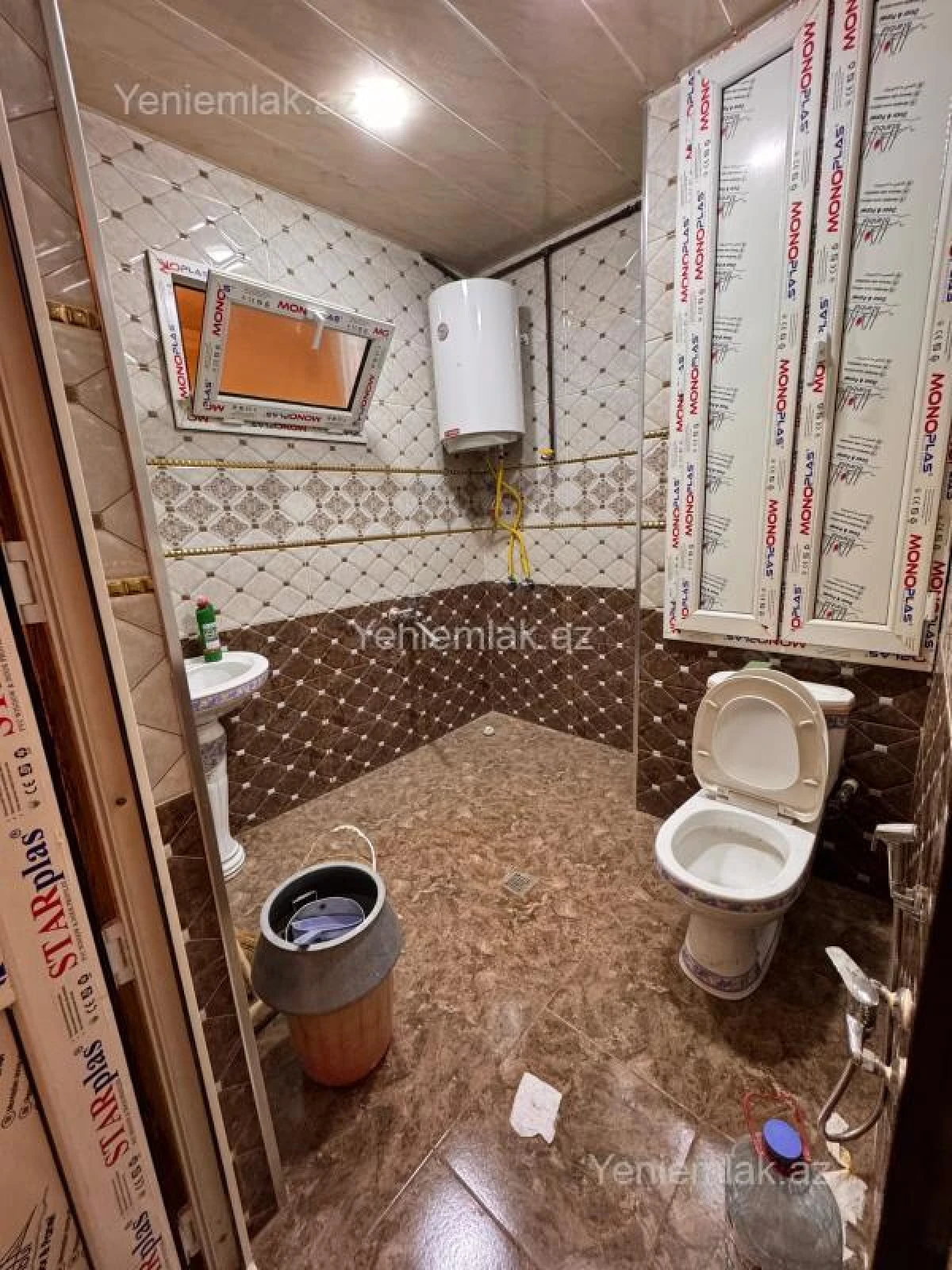 Satılır 4 otaqlı köhnə tikili 120 m²