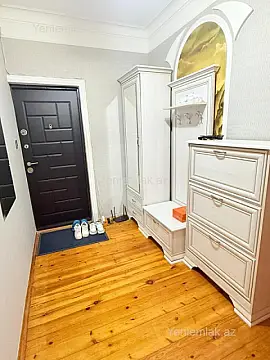 Satılır 3 otaqlı köhnə tikili 85 m² — Bakı, Binəqədi 3 otaq 85.00 m²