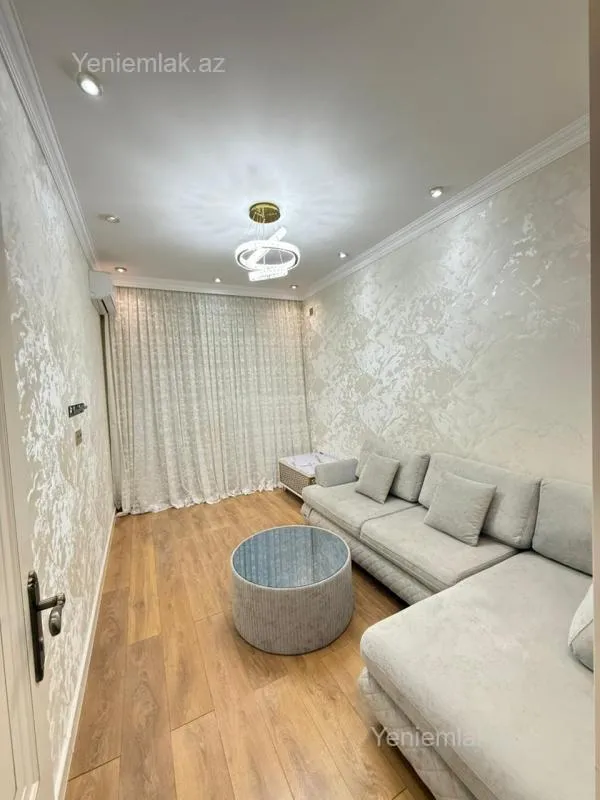 Satılır 2 otaqlı yeni tikili 50 m²