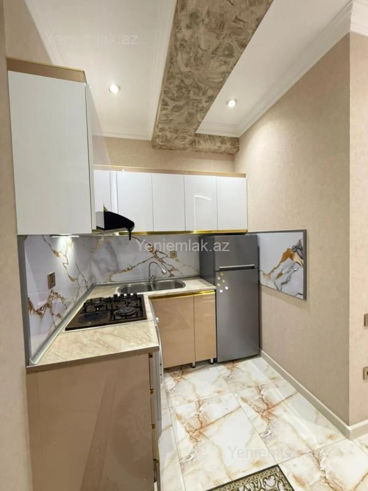 Satılır 2 otaqlı yeni tikili 50 m²