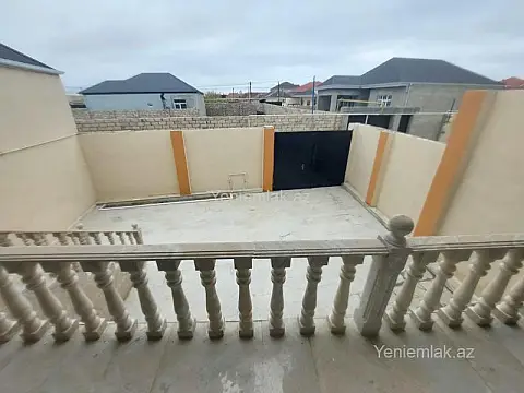 Satılır 4 otaqlı həyət evi 120 m²