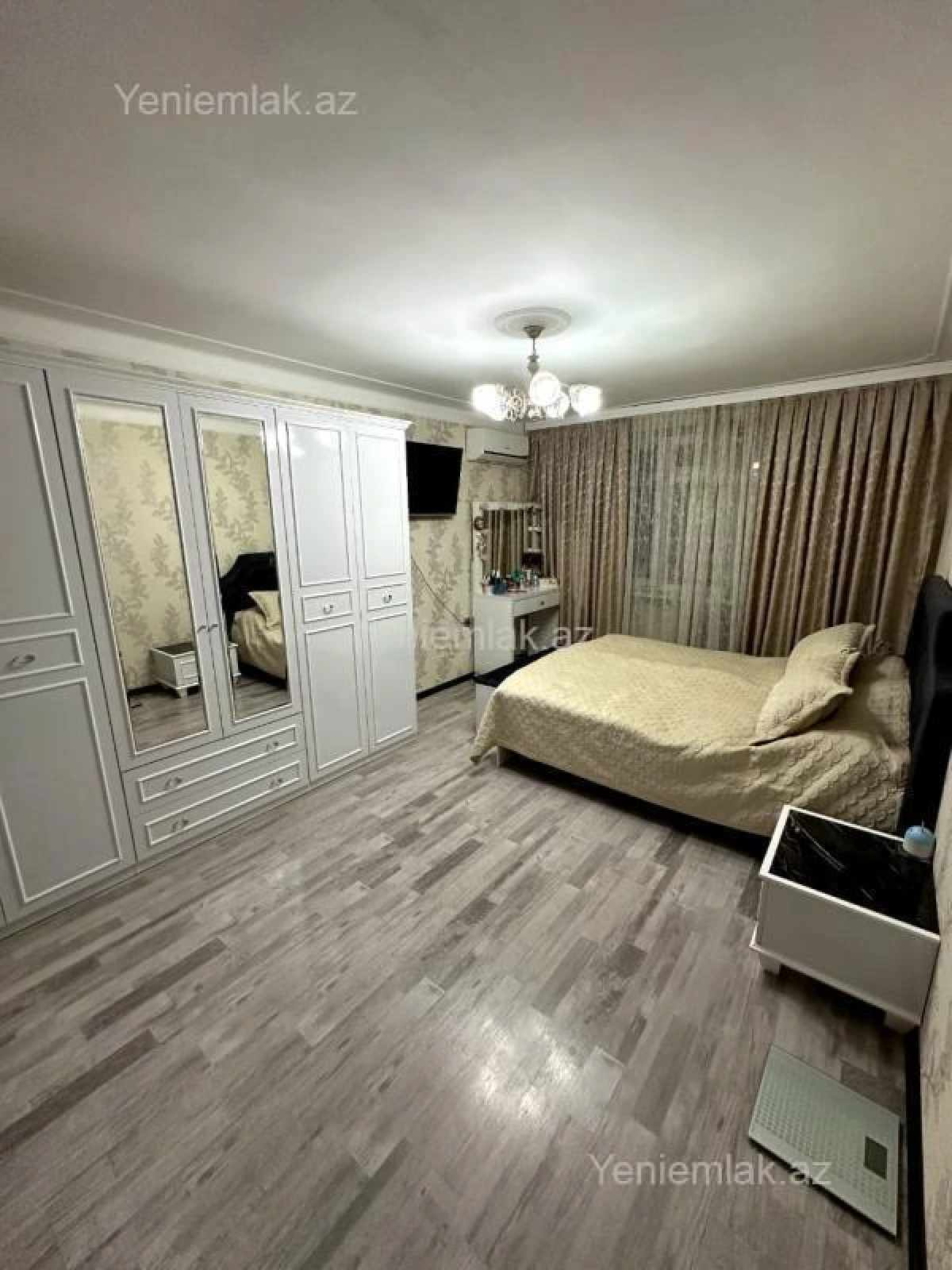 Satılır 3 otaqlı köhnə tikili 70 m²