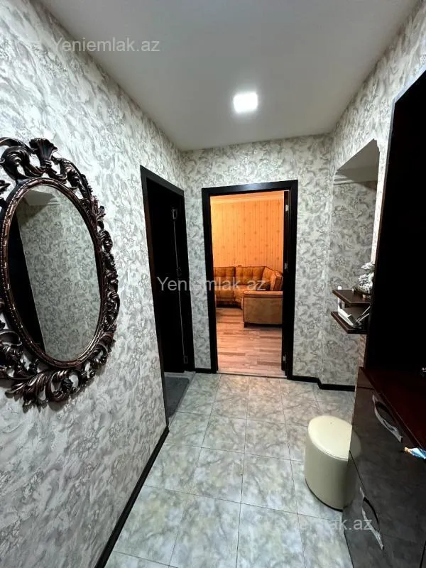 Satılır 3 otaqlı köhnə tikili 70 m²