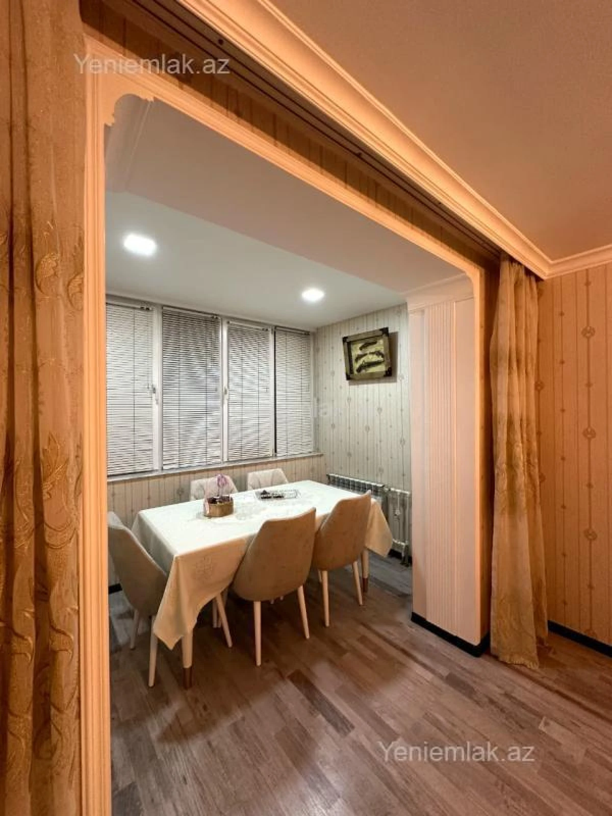 Satılır 3 otaqlı köhnə tikili 70 m²