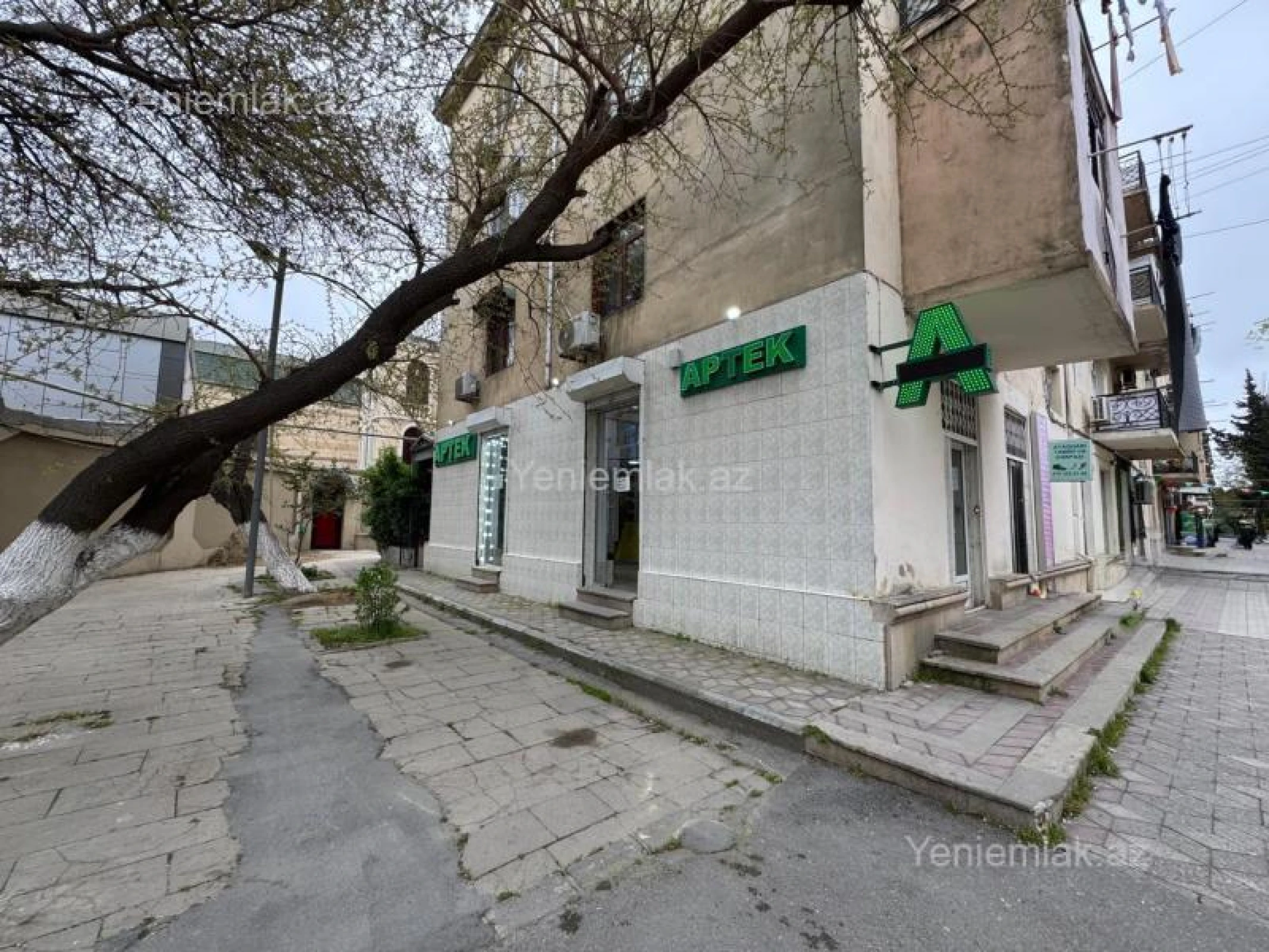 Satılır 1 otaqlı obyekt 70 m²