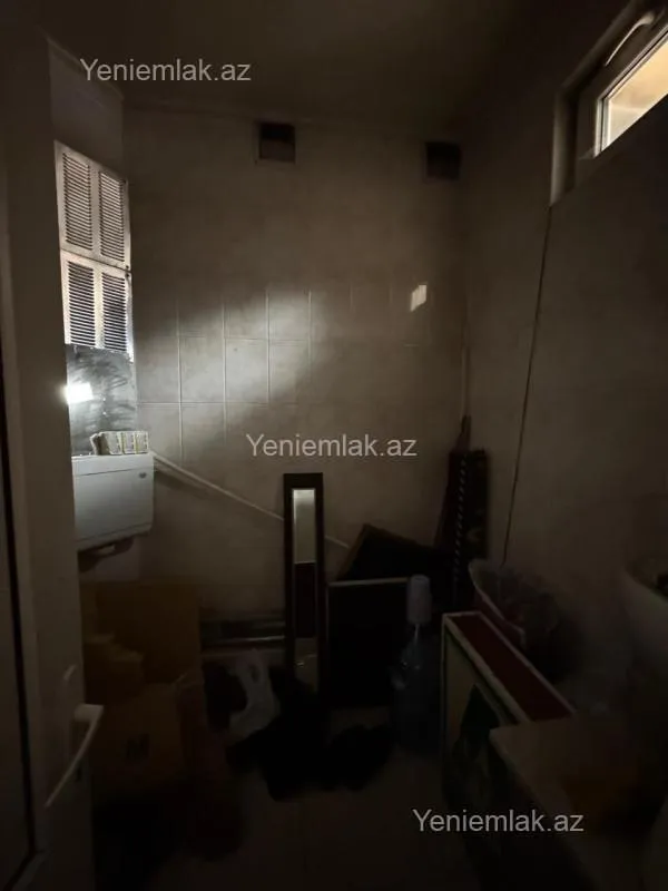 Satılır 1 otaqlı obyekt 70 m²