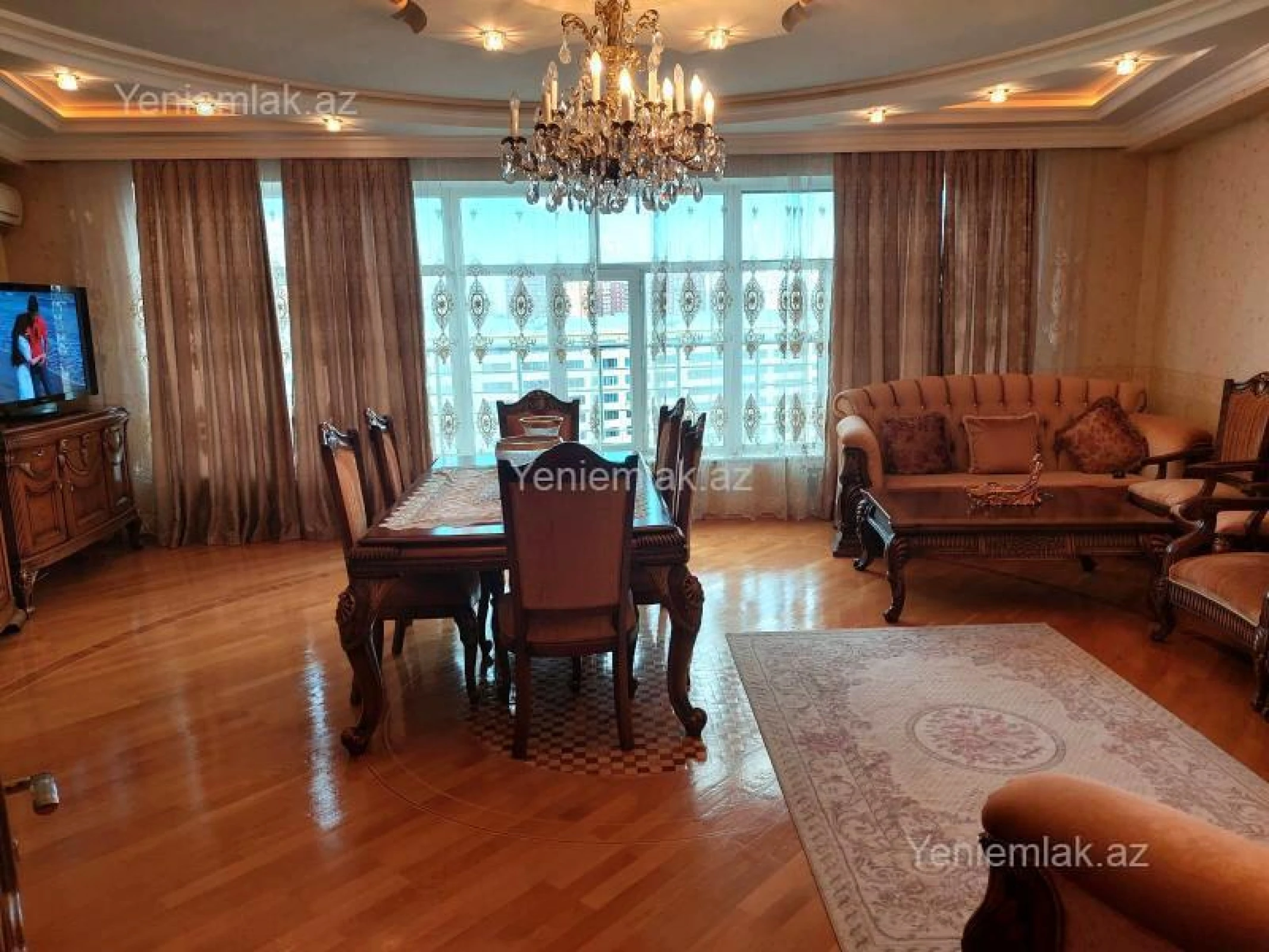 Satılır 4 otaqlı yeni tikili 200 m²