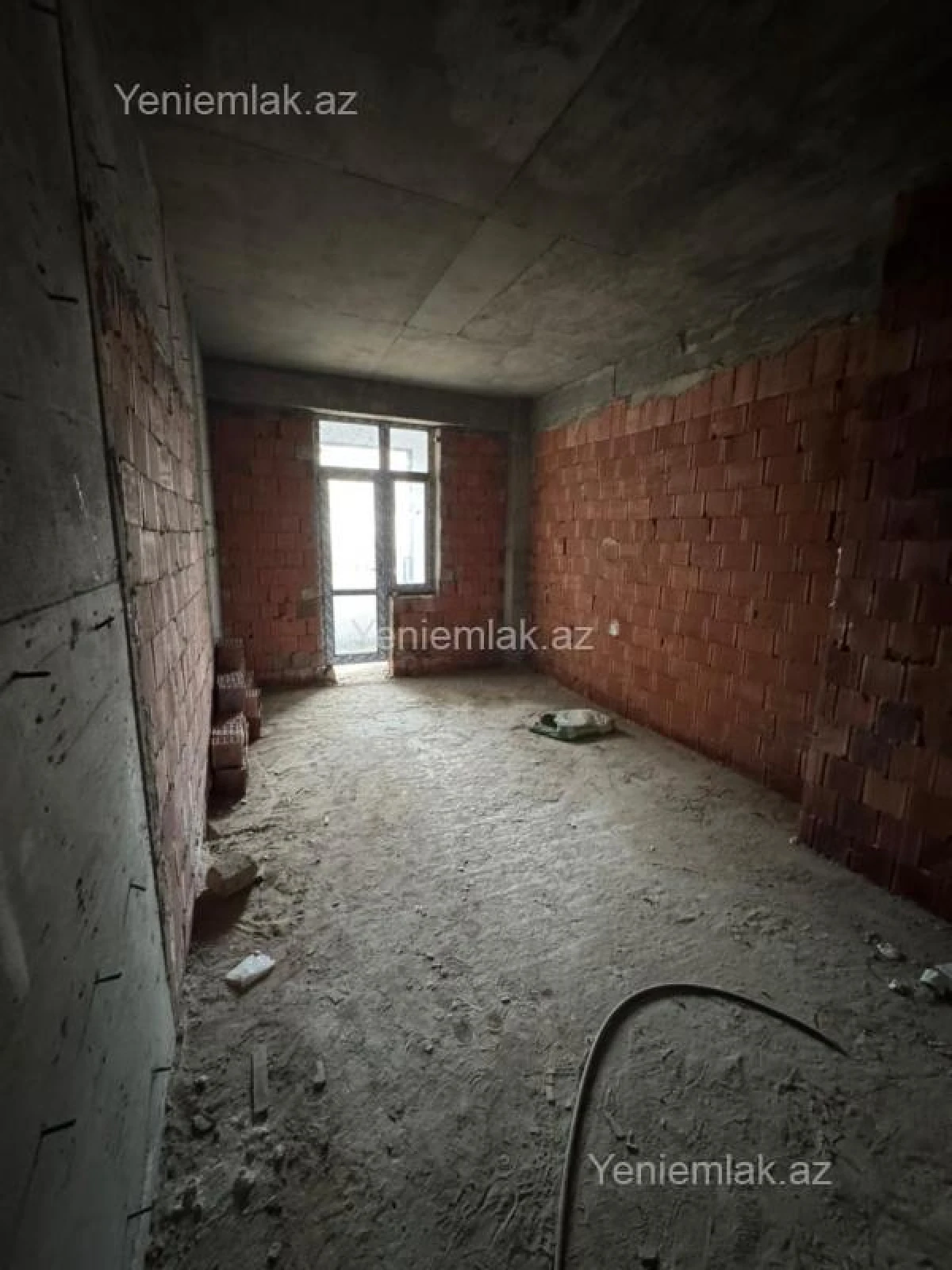 Satılır 1 otaqlı yeni tikili 80 m²