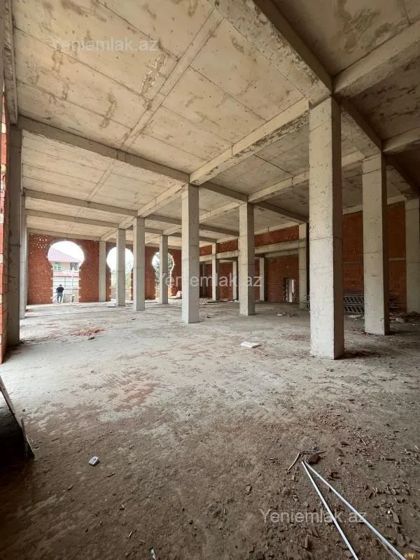 Satılır 16 otaqlı obyekt 270 m²