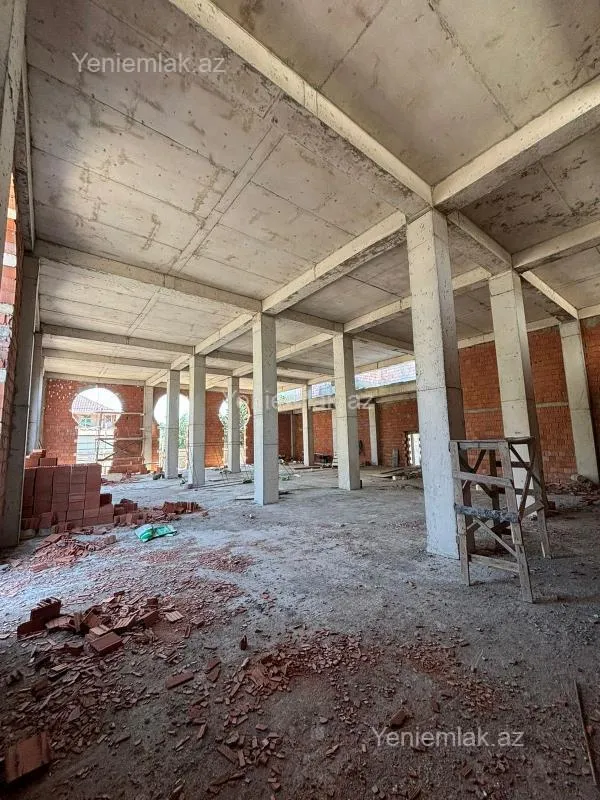 Satılır 16 otaqlı obyekt 270 m²