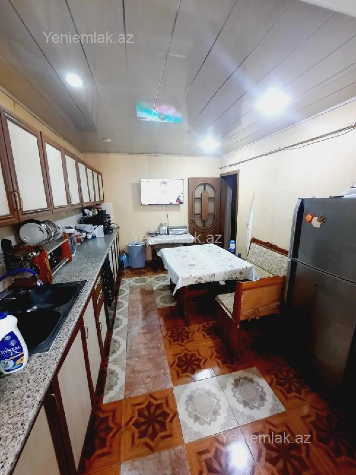 Satılır 3 otaqlı köhnə tikili 80 m²