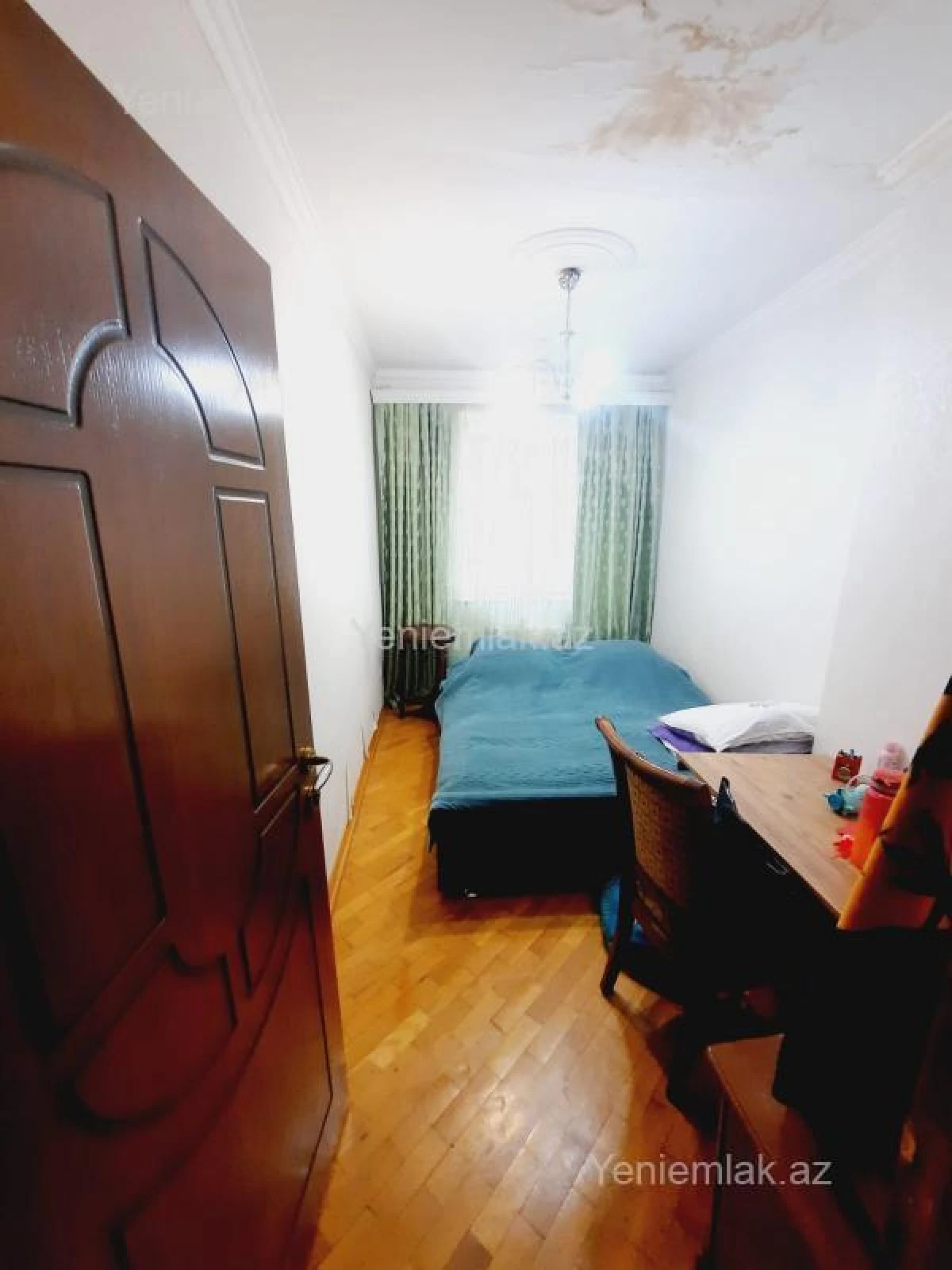 Satılır 3 otaqlı köhnə tikili 80 m²