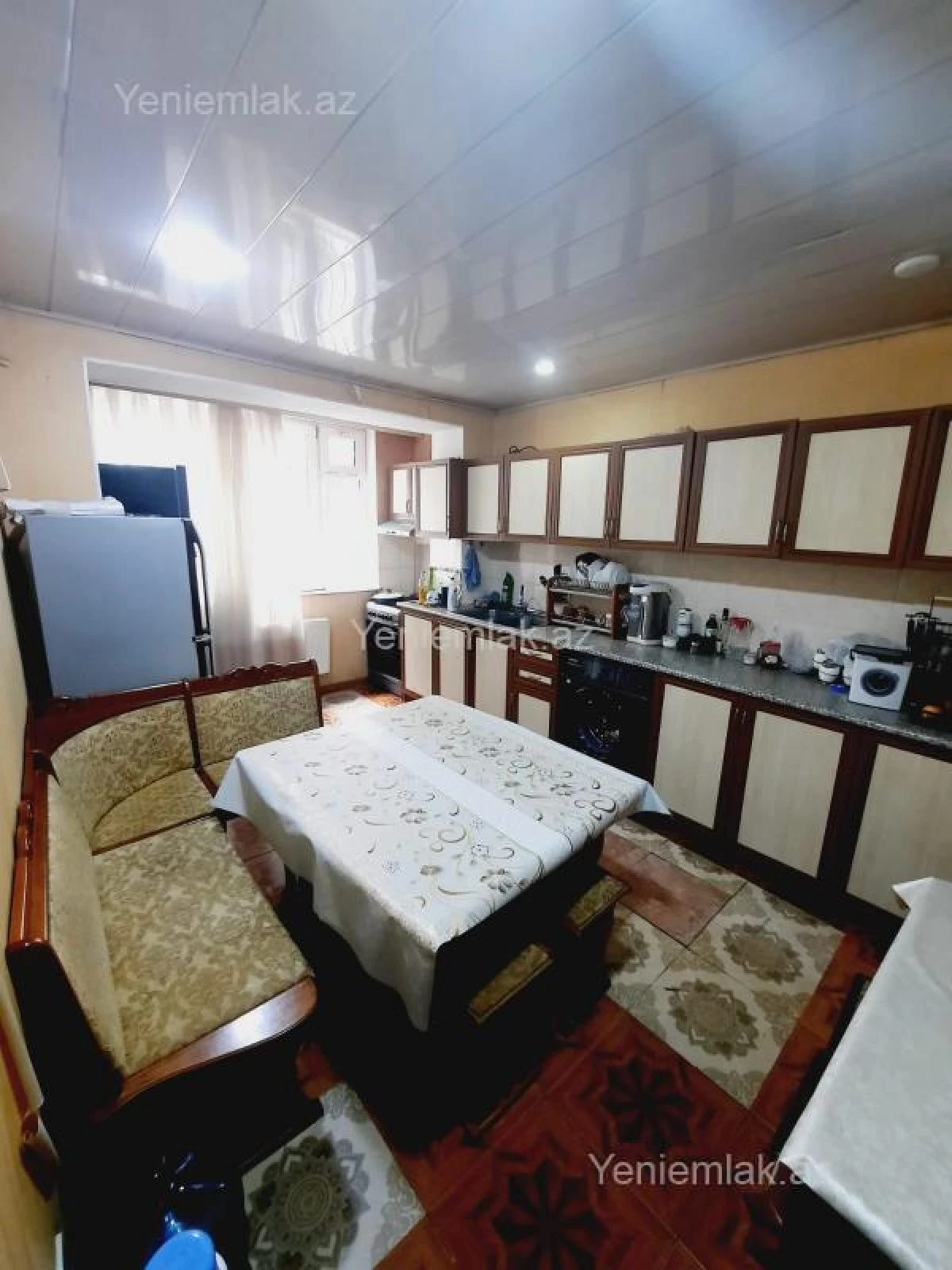 Satılır 3 otaqlı köhnə tikili 80 m²