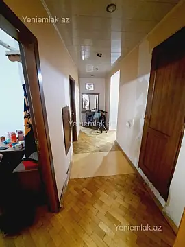 Satılır 3 otaqlı köhnə tikili 80 m²