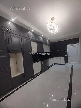 Satılır 4 otaqlı yeni tikili 215 m²