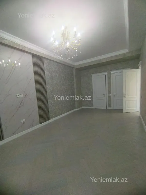 Satılır 4 otaqlı yeni tikili 215 m²