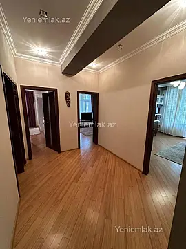 Satılır 3 otaqlı yeni tikili 95 m²