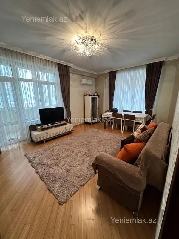Satılır 3 otaqlı yeni tikili 95 m²