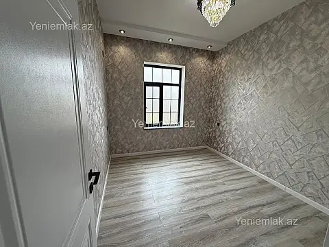 Satılır 5 otaqlı həyət evi 180 m²