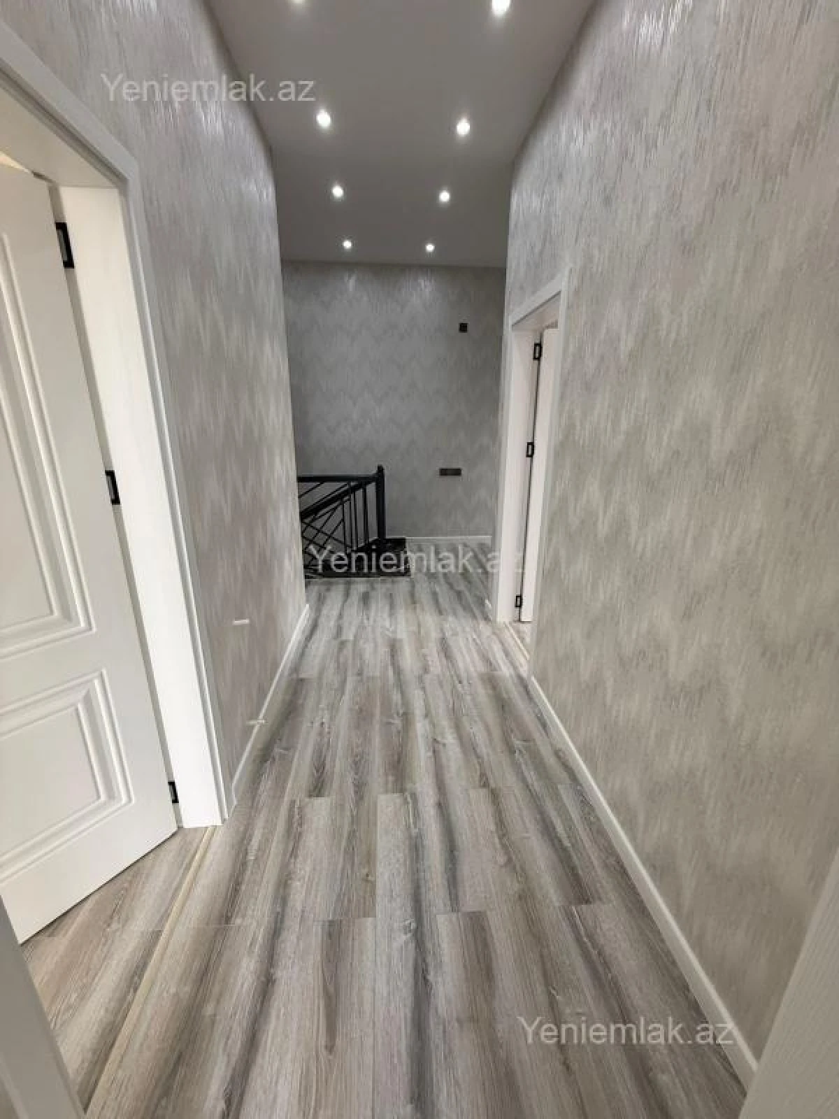 Satılır 4 otaqlı həyət evi 160 m²