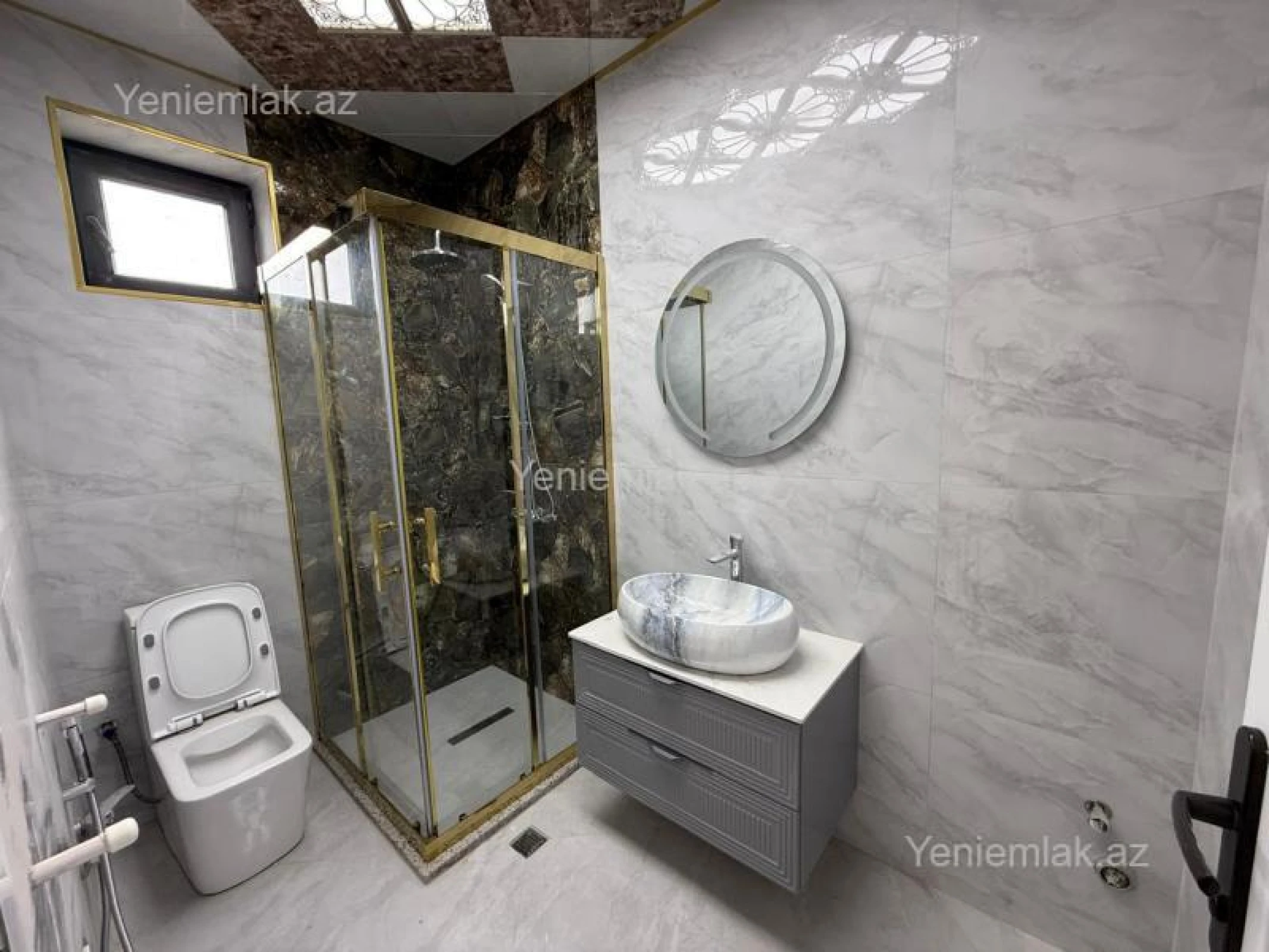 Satılır 4 otaqlı həyət evi 160 m²