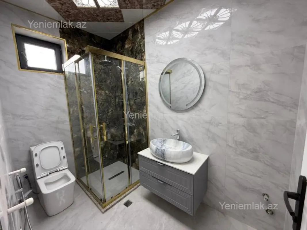 Satılır 4 otaqlı həyət evi 160 m²