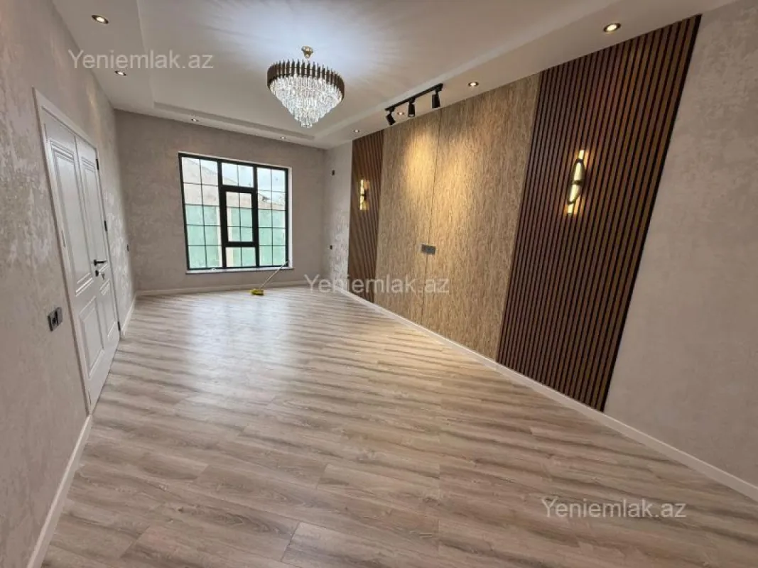 Satılır 4 otaqlı həyət evi 160 m²