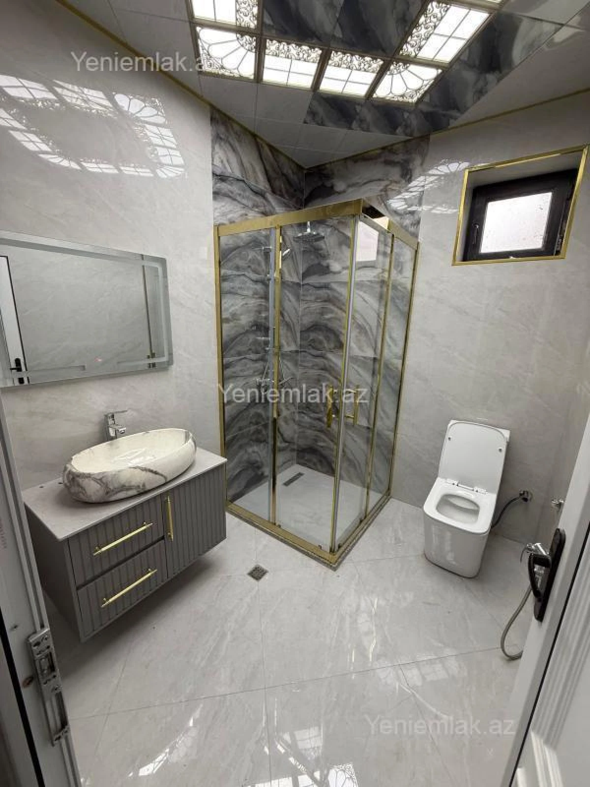 Satılır 4 otaqlı həyət evi 160 m²