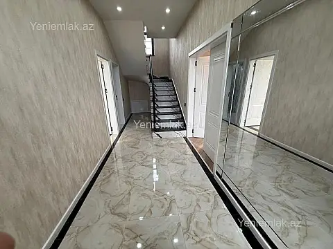 Satılır 4 otaqlı həyət evi 160 m²