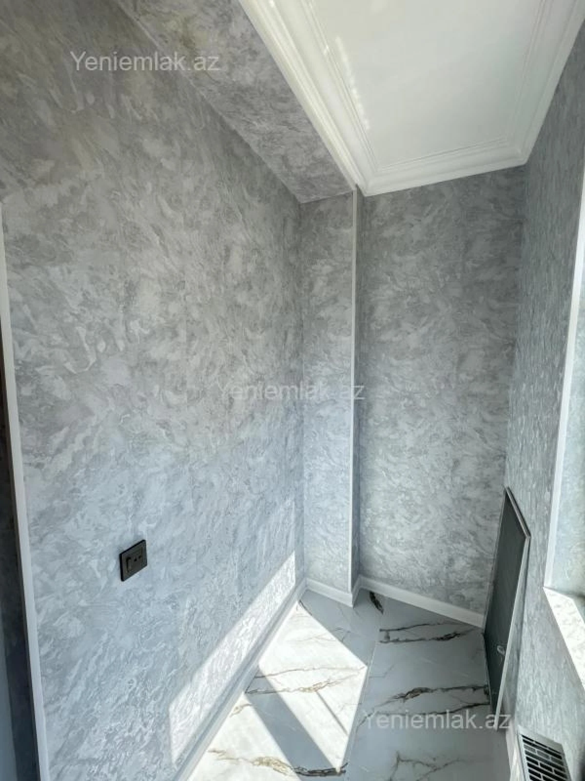 Satılır 3 otaqlı köhnə tikili 72 m²