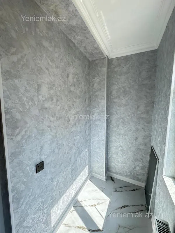 Satılır 3 otaqlı köhnə tikili 72 m²