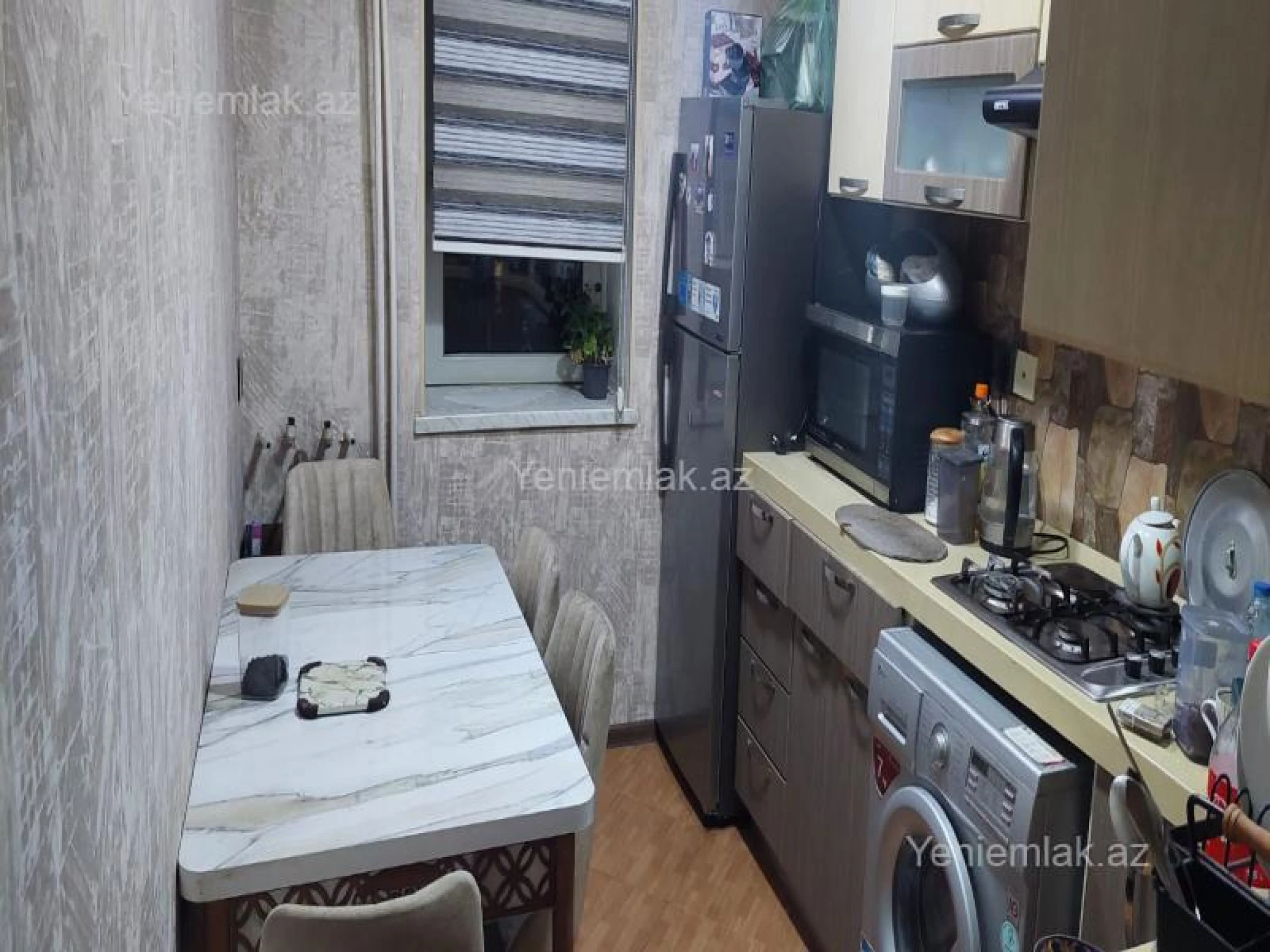 Satılır 3 otaqlı köhnə tikili 80 m²