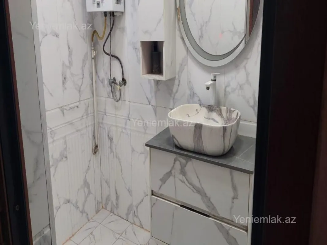 Satılır 3 otaqlı köhnə tikili 80 m²