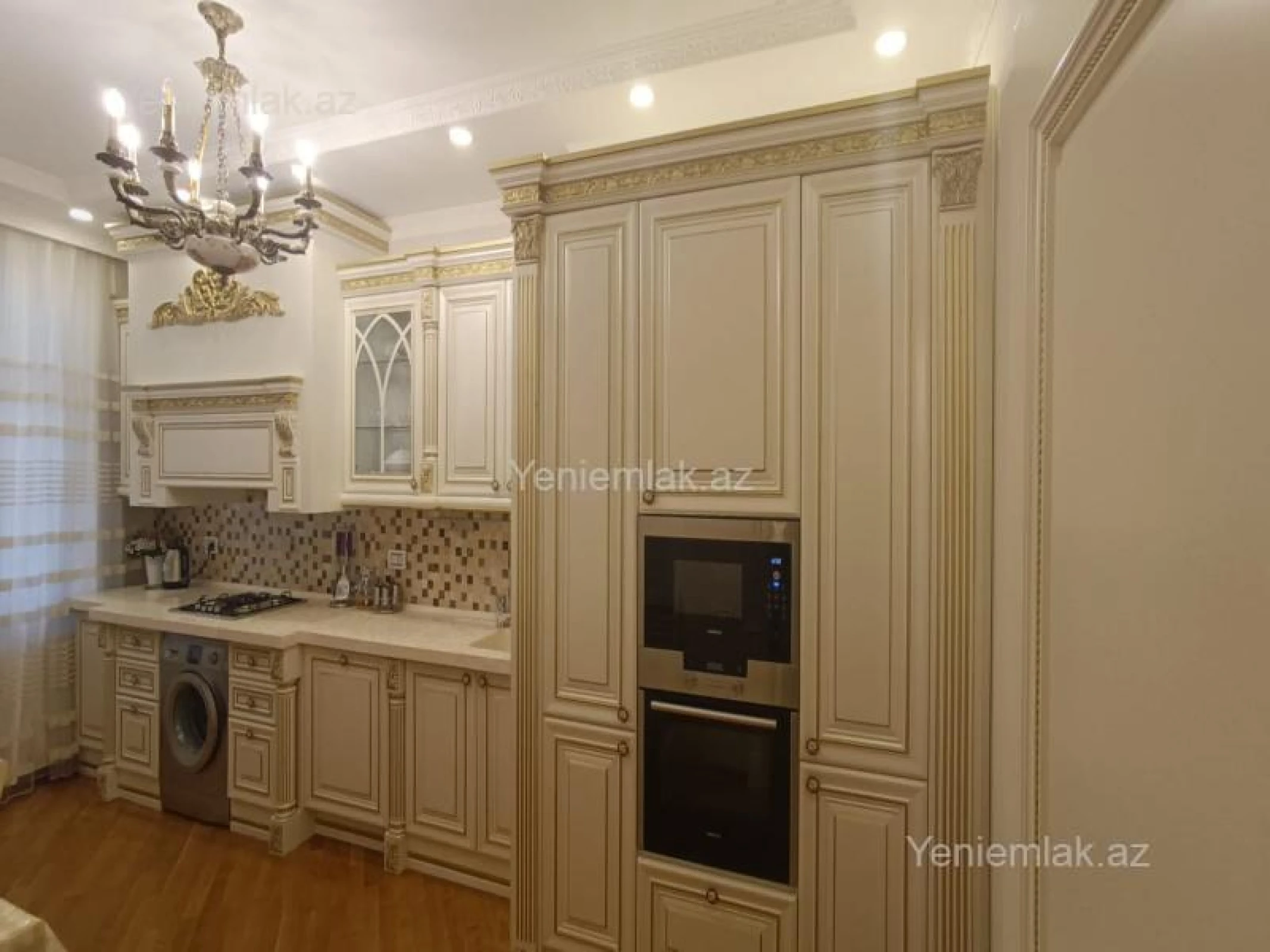 Satılır 3 otaqlı yeni tikili 102 m²