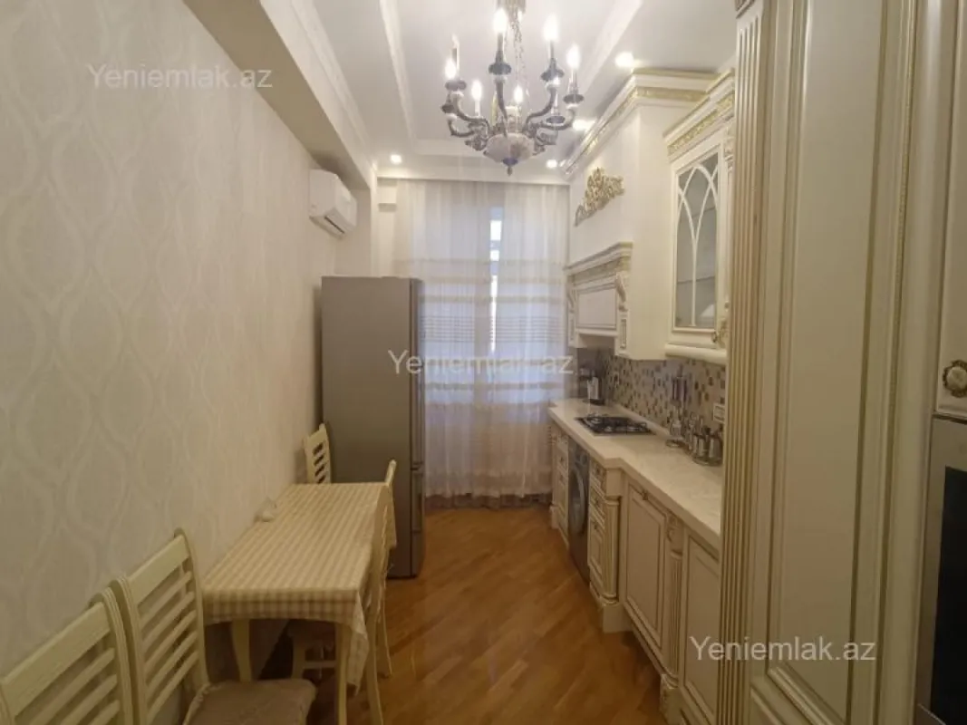 Satılır 3 otaqlı yeni tikili 102 m²