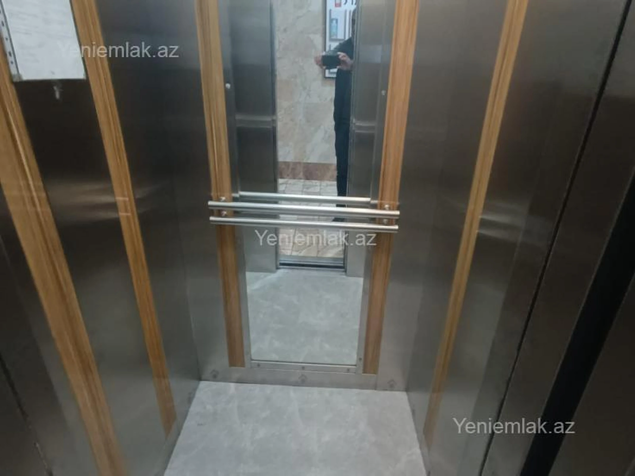 Satılır 3 otaqlı yeni tikili 102 m²