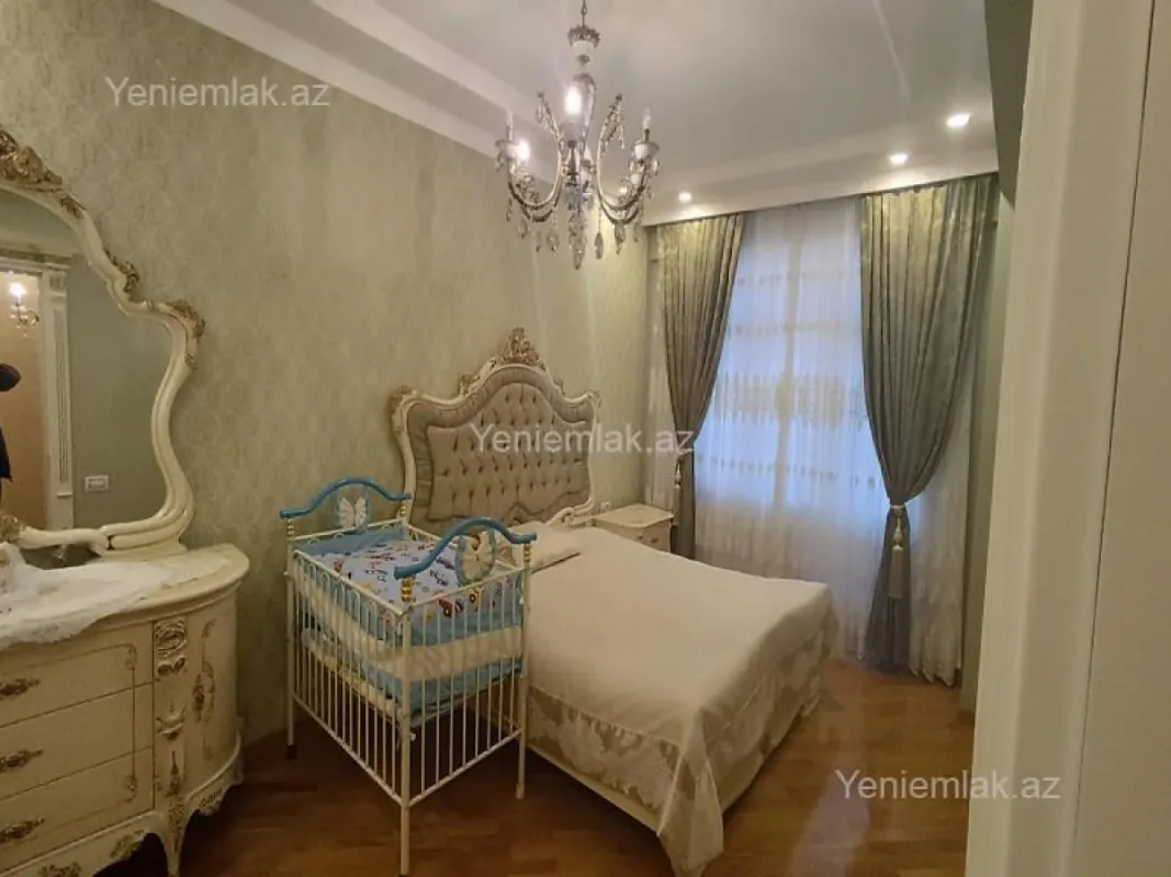 Satılır 3 otaqlı yeni tikili 102 m²