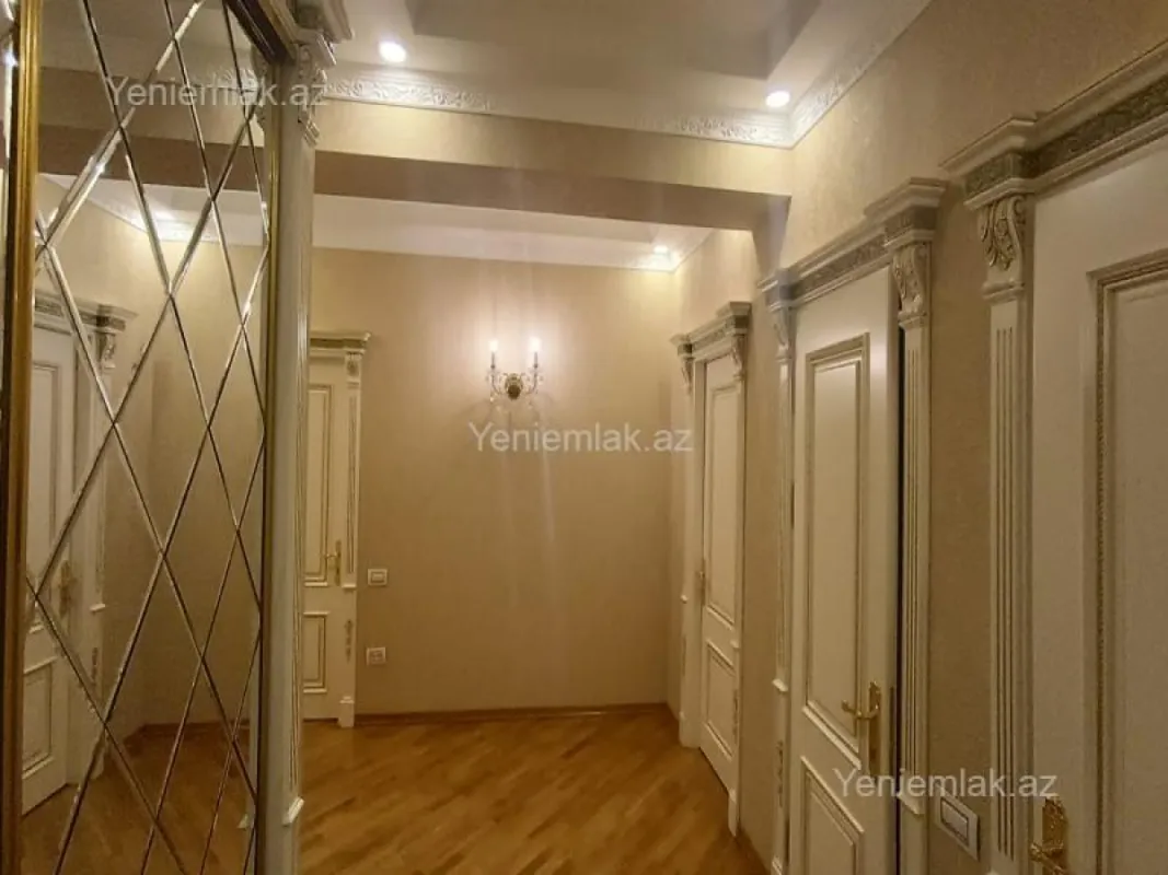Satılır 3 otaqlı yeni tikili 102 m²